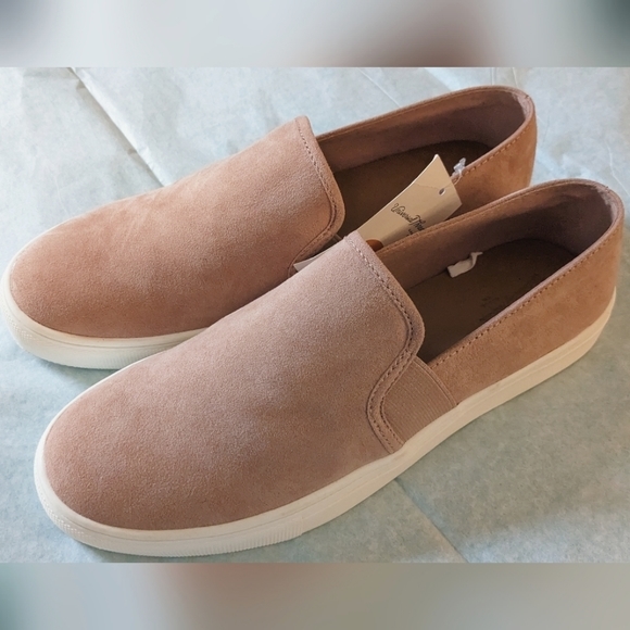 Universal Thread Shoes - Universal‎ Thread Dusty Rose Suede Slip Ons NWT 9.5